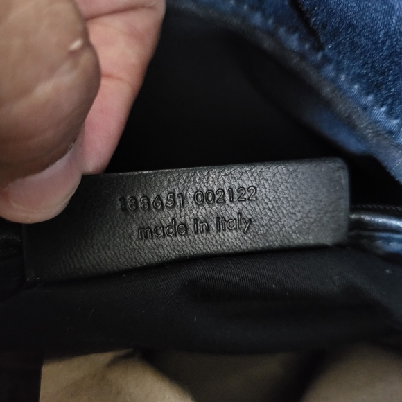 YVES SAINT LAURENT  Mail Tote Bag Patent leather Yellow.. - Picture 7 of 11